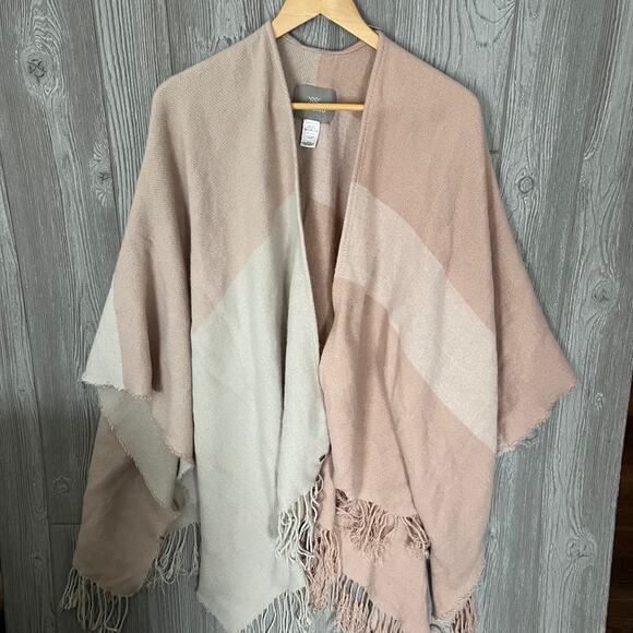 Soia & Kao Mirel Woven Scarfigan with Fringe - Picture 2 of 6